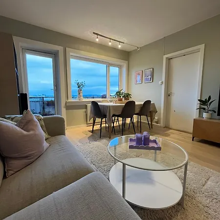 Lejlighed Balcony With Sunset View From Sagene *